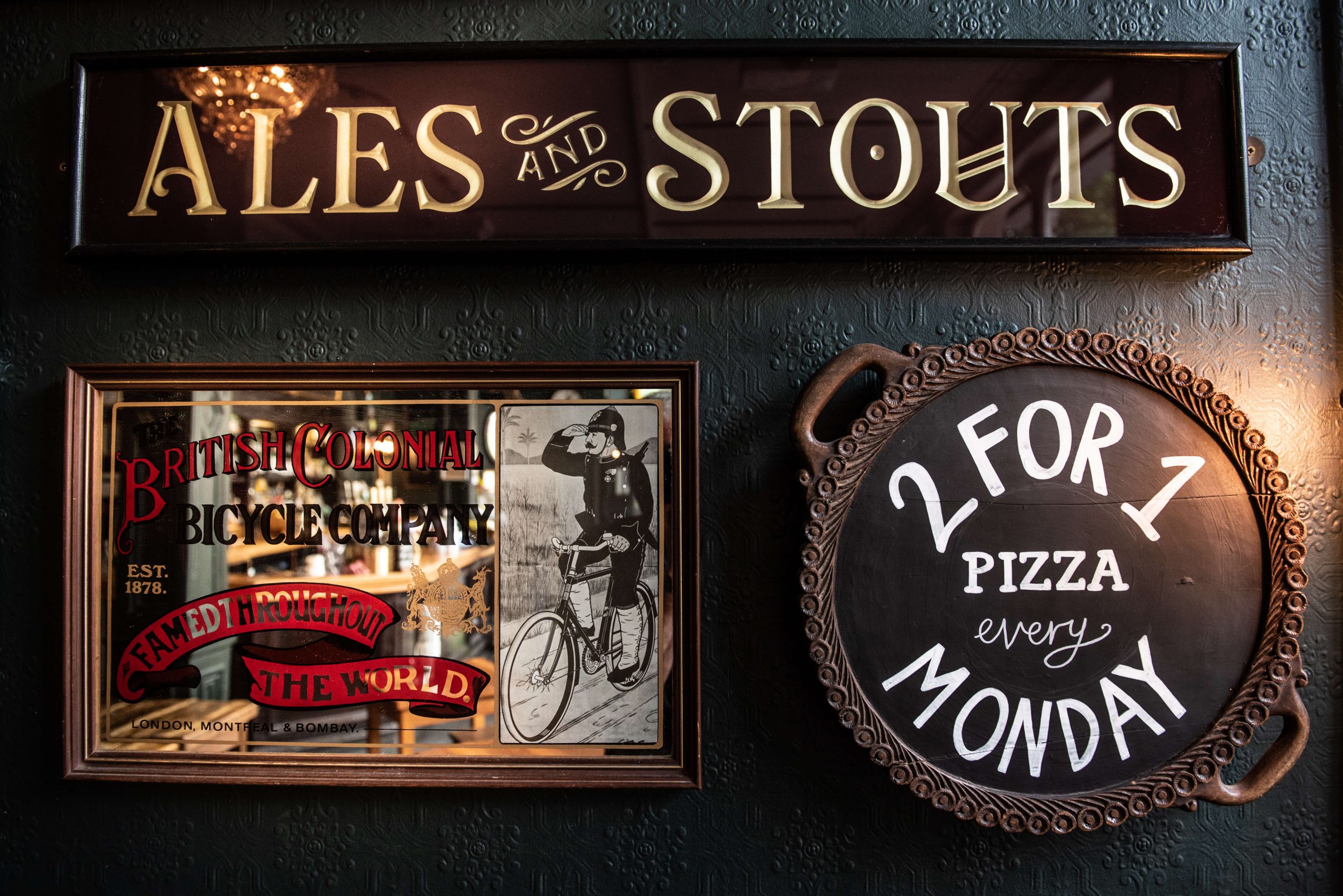 Ales and stouts, and the Monday pizza sign